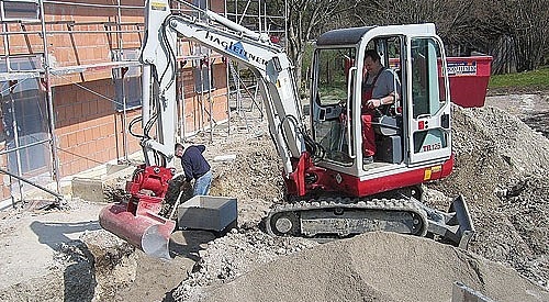 Sandbettung der Leitungen